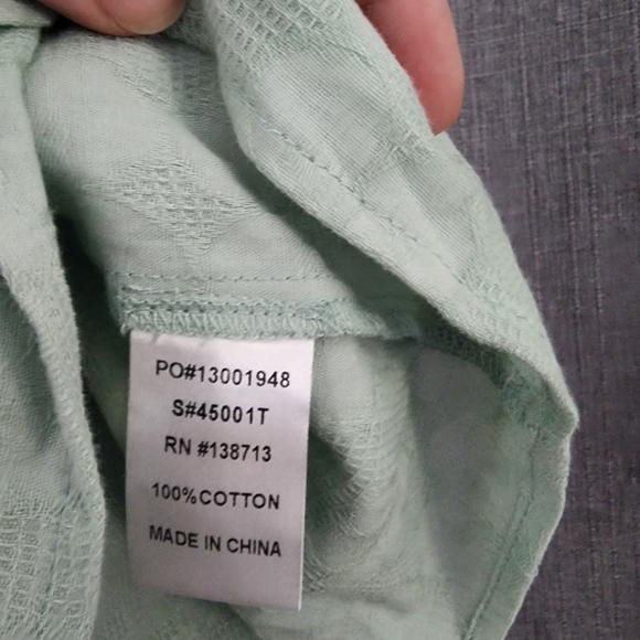 Doe & Rae Sage Button-Down Blouse - Picture 4 of 6